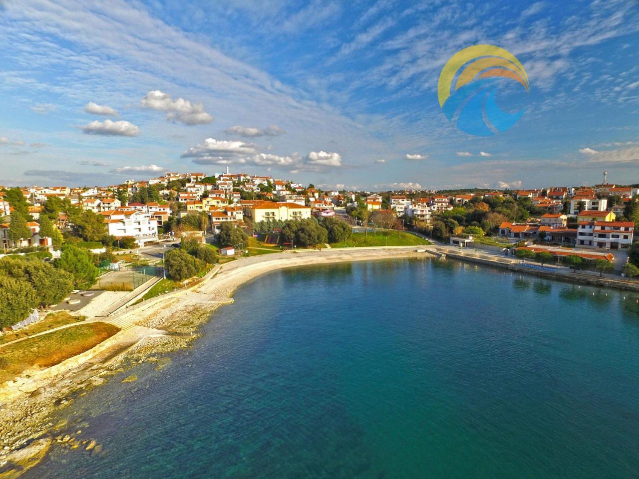Apartemnts Guido 762 Apartment Pjescana Uvala Exterior photo