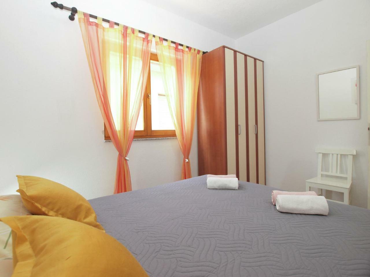 Apartemnts Guido 762 Apartment Pjescana Uvala Exterior photo