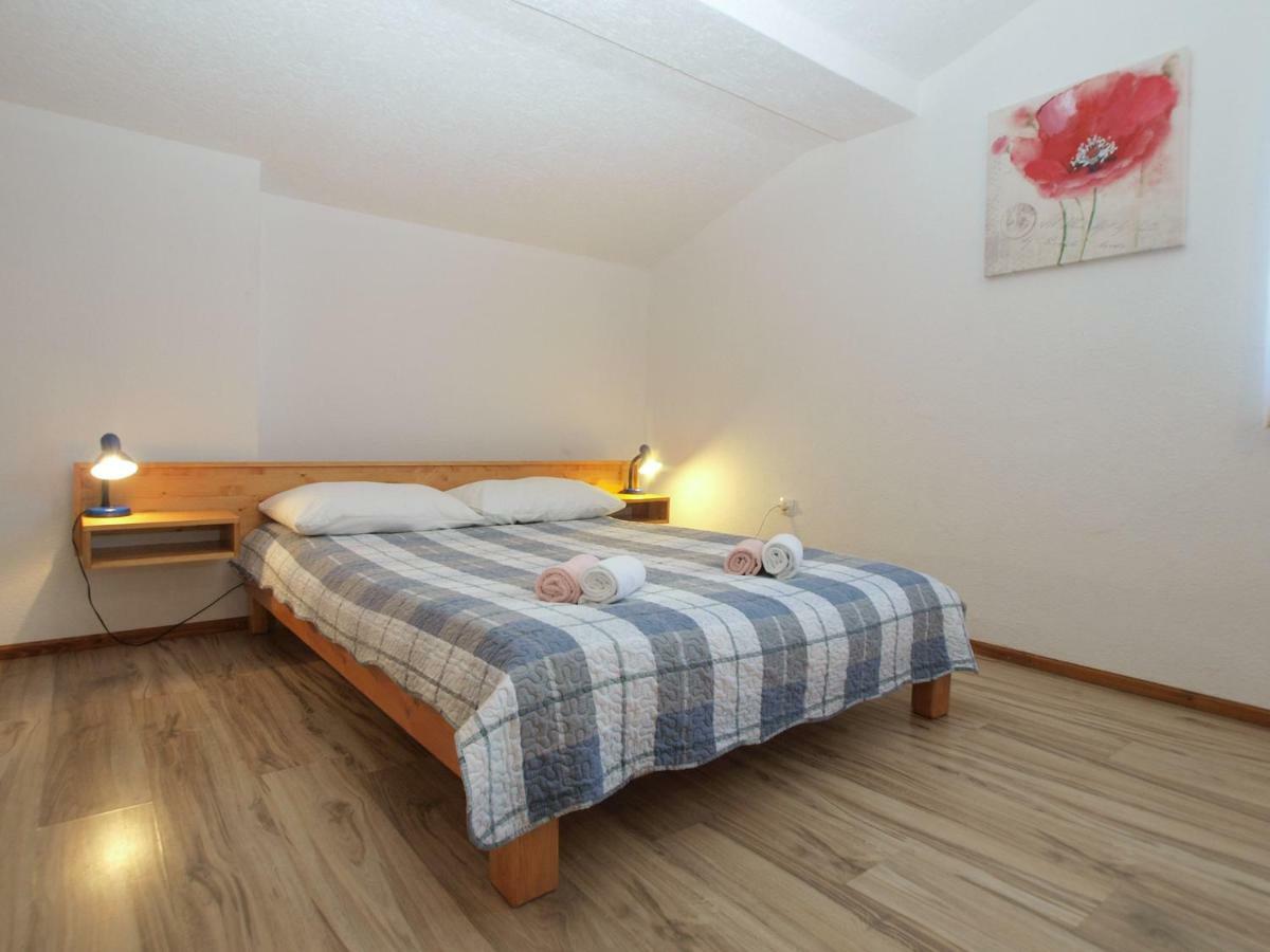 Apartemnts Guido 762 Apartment Pjescana Uvala Exterior photo